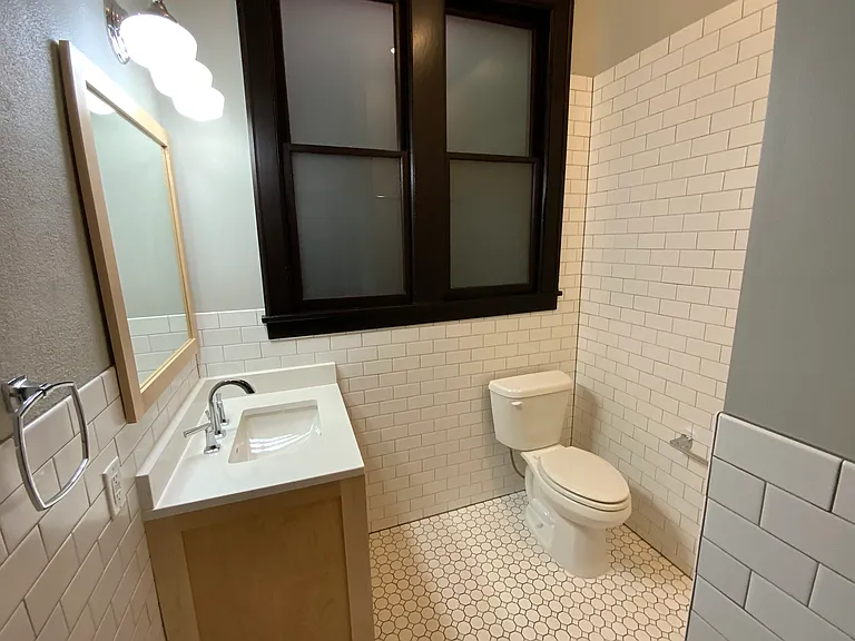 1202 Tower Ave — Photo 155