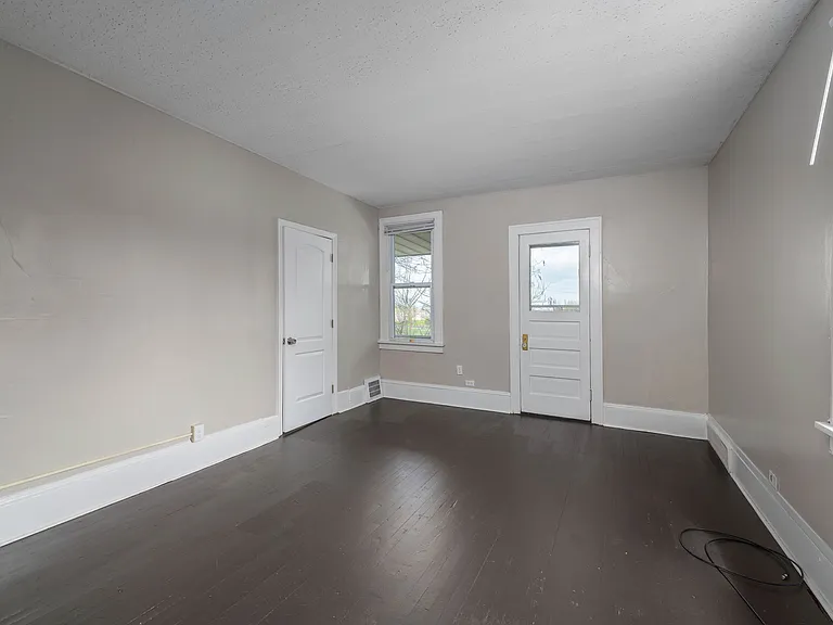 6729 Forman Ave #4 — Photo 9
