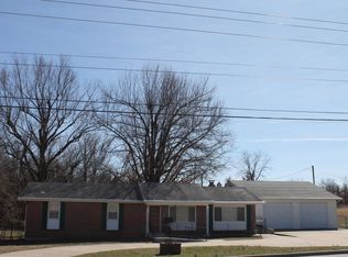 106 W Aldrich Rd, Bolivar, MO 65613