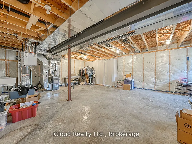 15 Curren Cres — Photo 34
