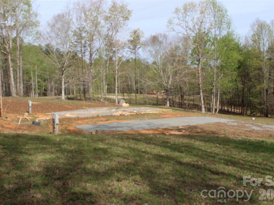 1st image of 57 Hazel Dr #8-9