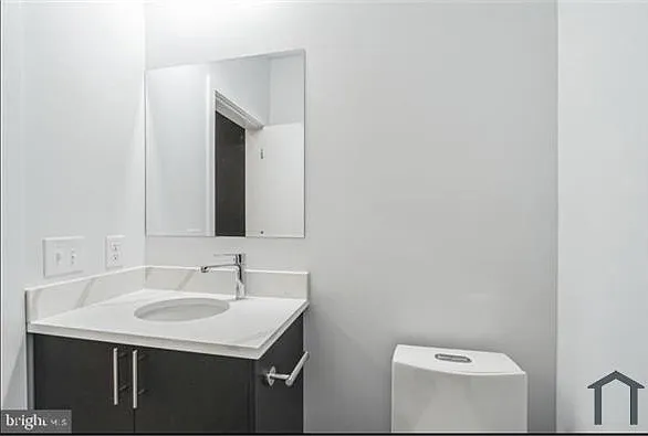 2415 N 7th St #D — Photo 4