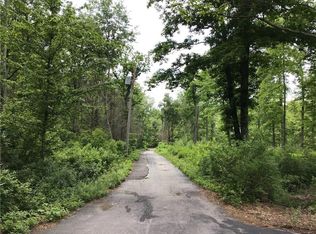 807 Hartford Pike, Scituate, RI 02857