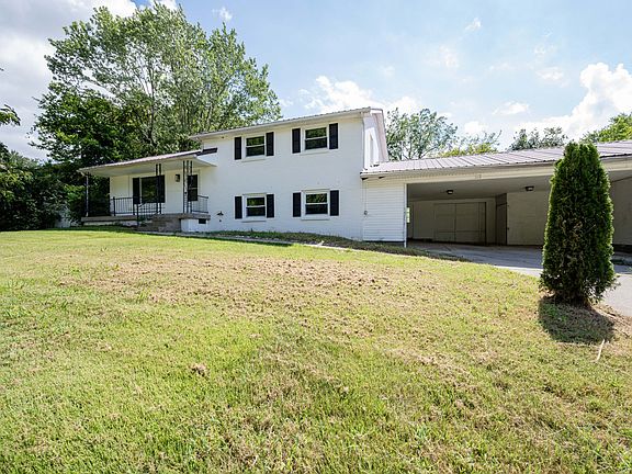 2nd image of 304 Lafayette Rd