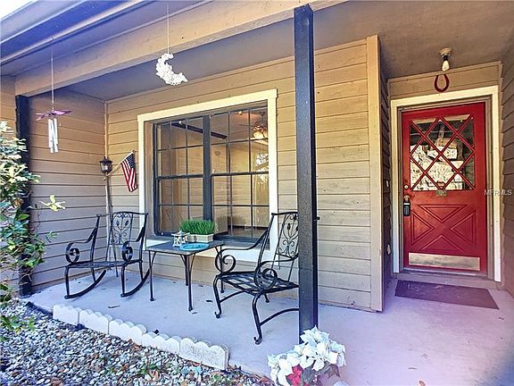 2nd image of 7588 Glenmoor Ln