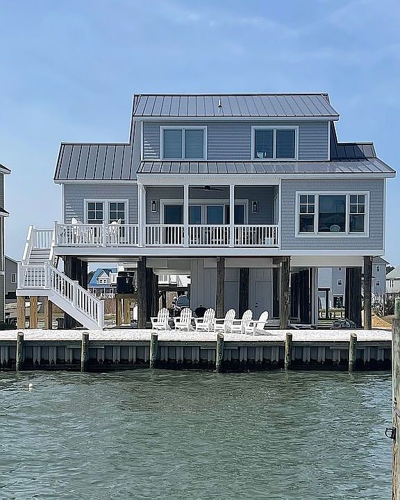 2nd image of 3339 Blackbeard Rd