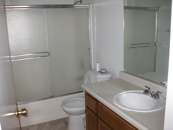2nd image of 821 La Coruno St