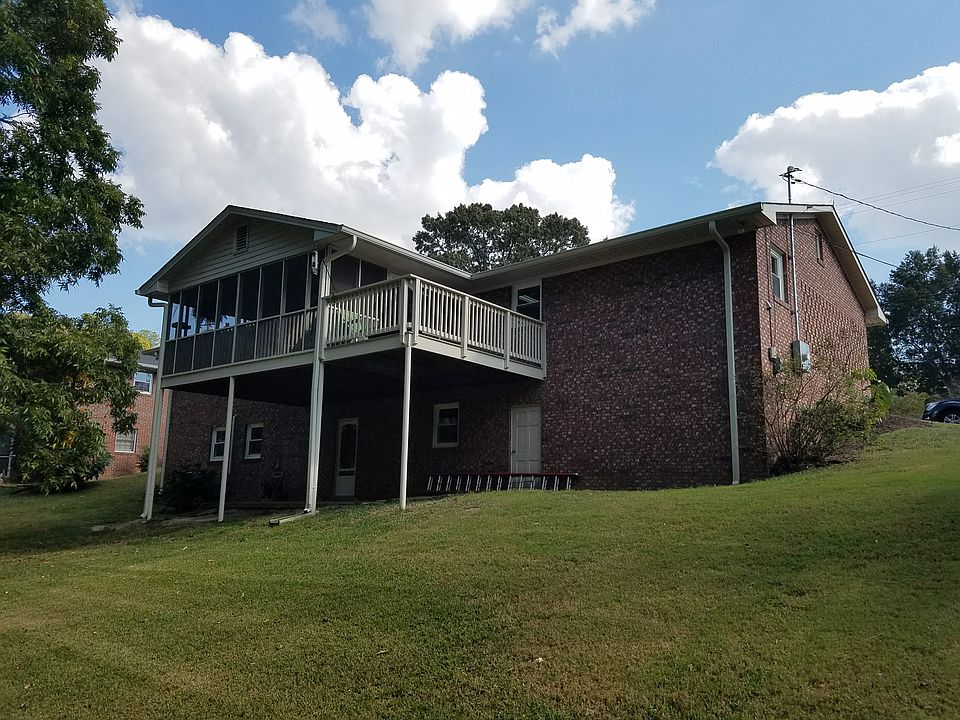 2nd image of 336 Holly Dr