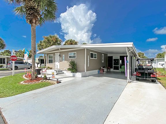 2nd image of 15 Pawnee Ln