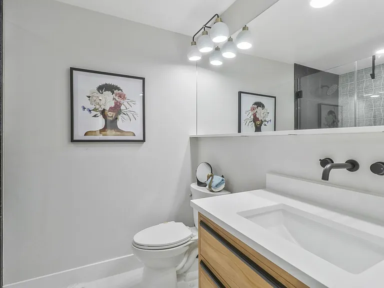 1151 Oates St NE #2 — Photo 24