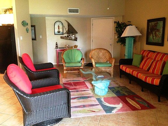 4th image of 1010 Padre Blvd #207