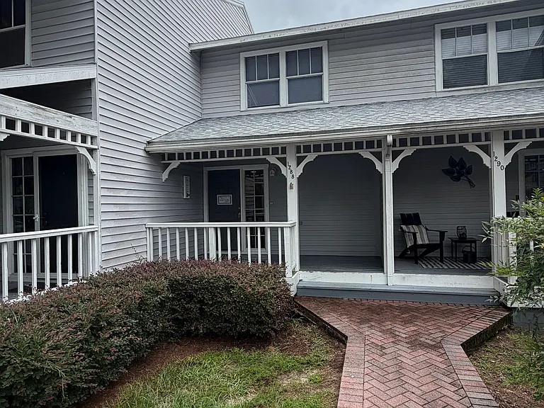 1288 Cypress Cove Ct — Photo 2