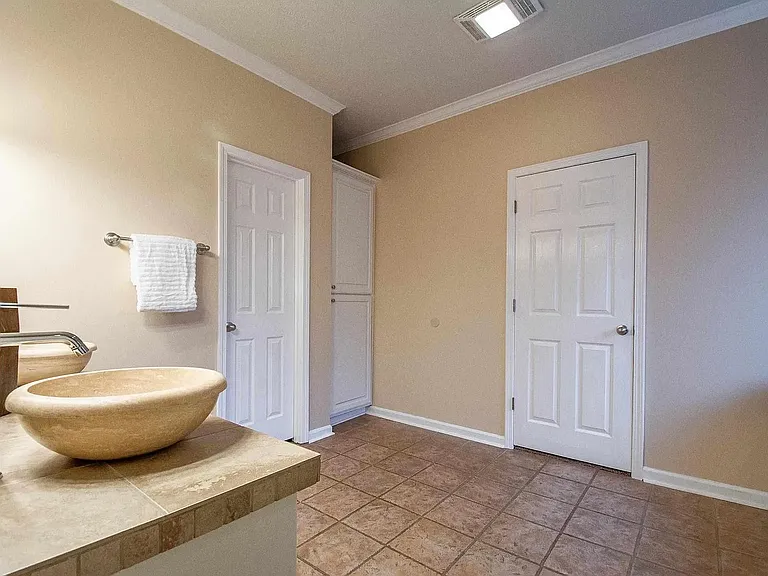 20 Bouresse Dr — Photo 22