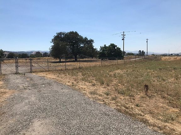 3rd image of 0 Burnett Ave