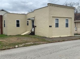 1903 Main St, Burgettstown, PA 15021