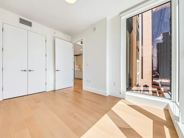 250 W 49th St #82305 — Photo 7