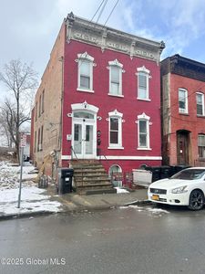 3159 6th Avenue, Troy, NY, 12180