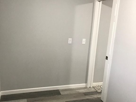 3rd image of 1659 10th Ave APT 4
