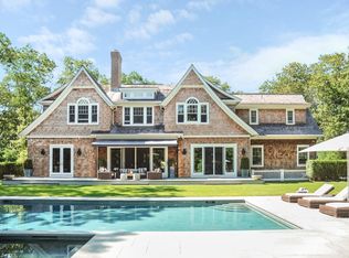 22 E Woods Path, Southampton, NY 11962