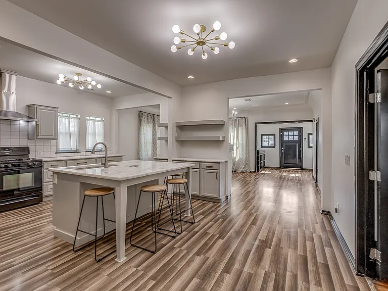 1521 N Blackwelder Ave — Photo 18