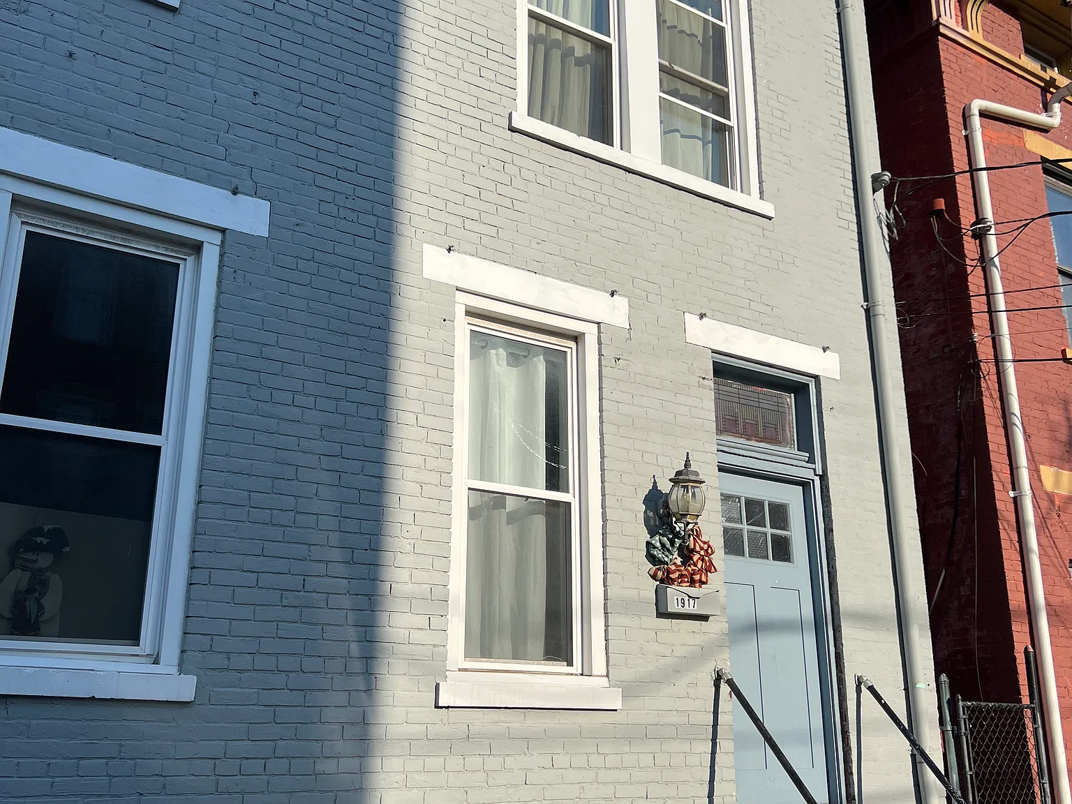 1917 Colerain Ave — Photo 1