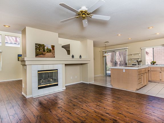 3rd image of 10002 Yellow Canary Ave
