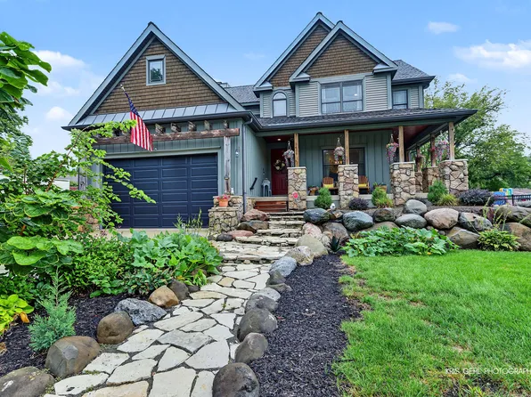 3508 Washington St, McHenry, IL 60050