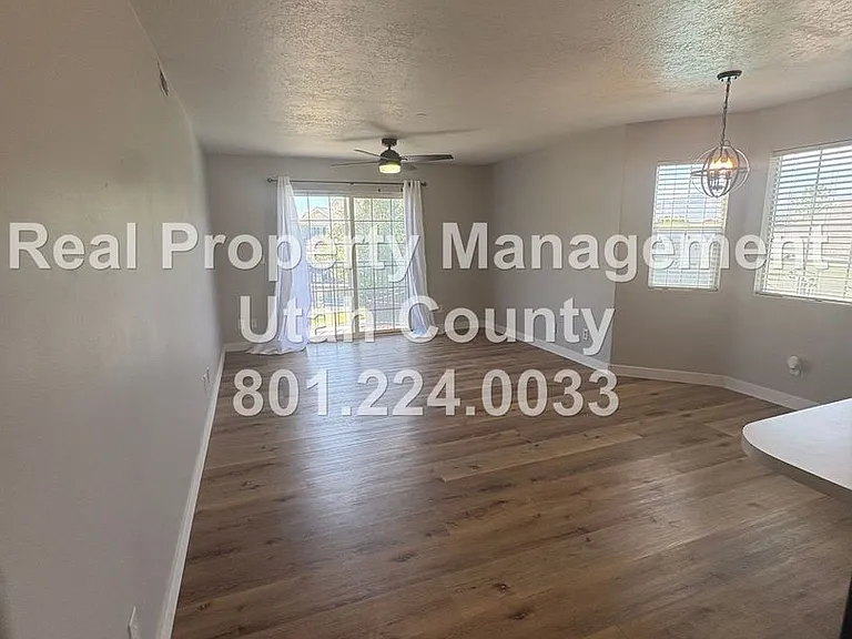 2120 N Morning Star Dr — Photo 5