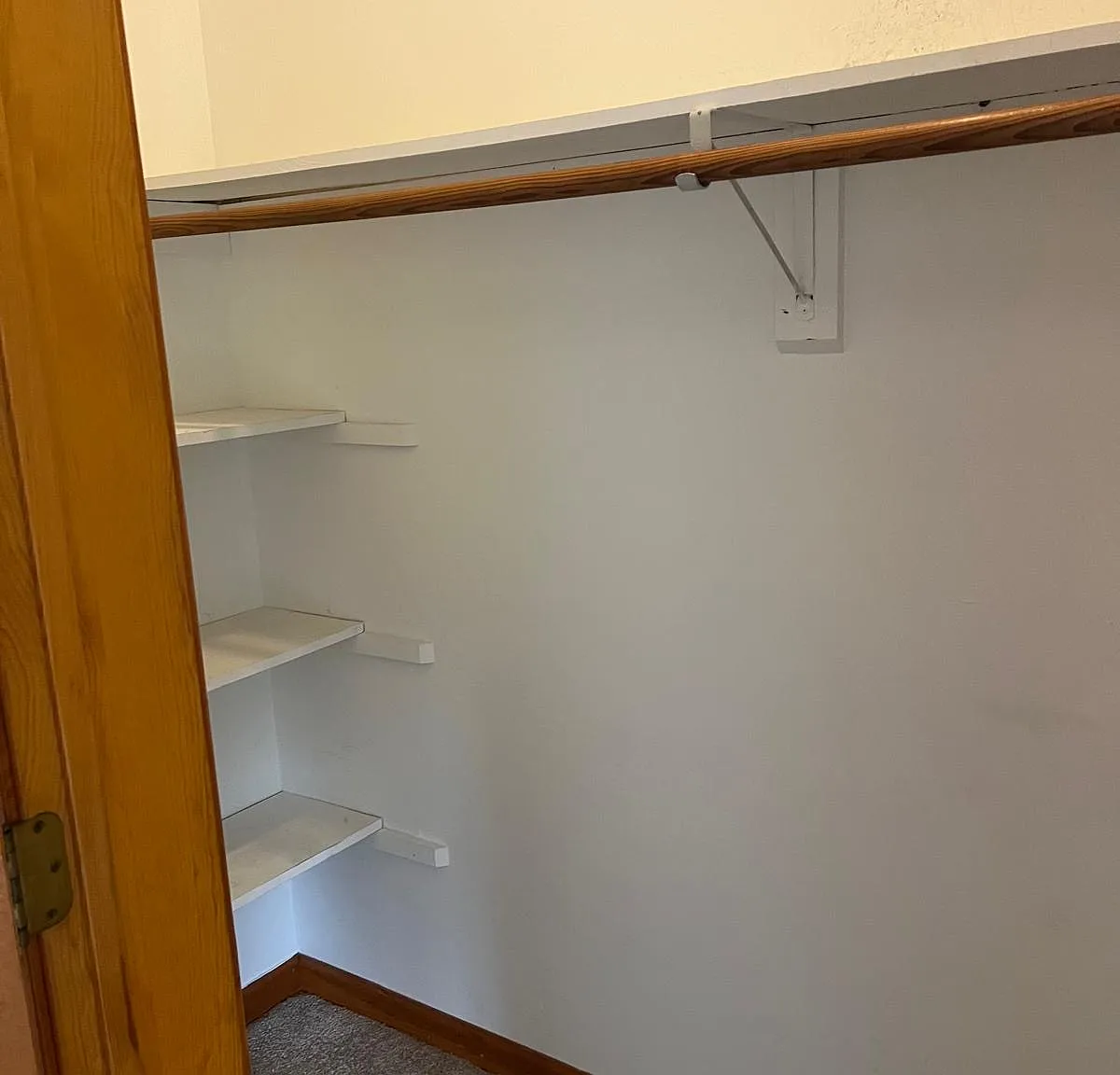 2 bed, 1300 sqft, $3,200 — Photo 3