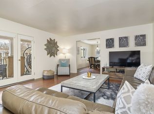 663 Bishops Lodge Rd APT 32, Santa Fe, NM 87501