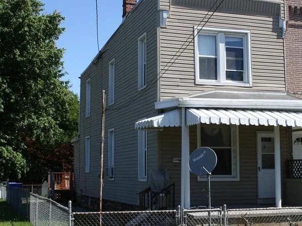 6724 Somerset St, Harrisburg, PA 17111