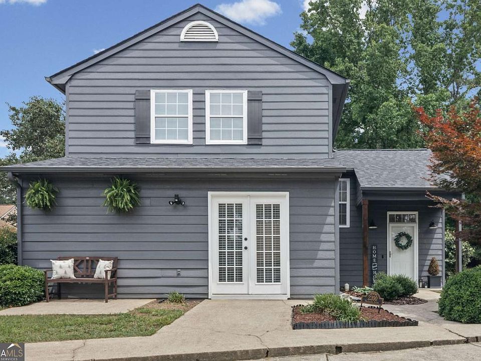 1st image of 2200 Parkside Dr