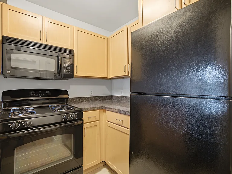 800 4th St SW #S503 — Photo 19
