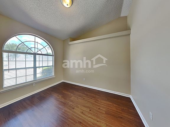 5th image of 3492 Shelley Dr