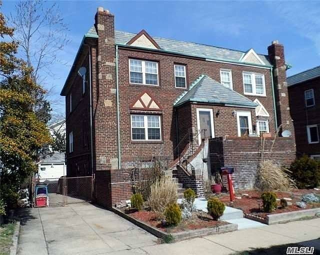 1st image of 315 E Pine St