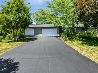 1504 Grams Ct, Rockford, IL 61108