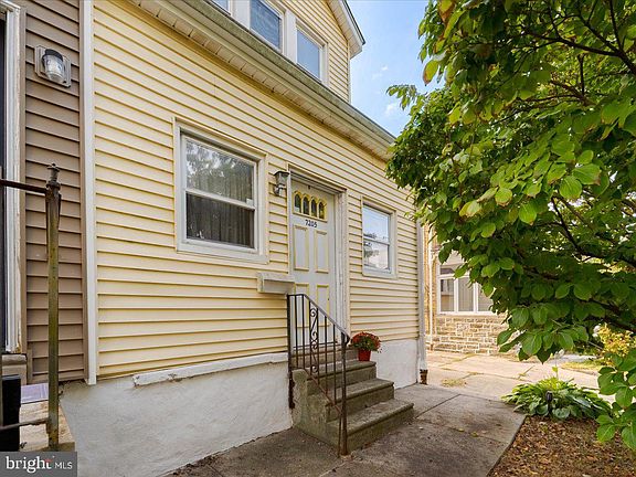 4th image of 7205 Lawndale Ave