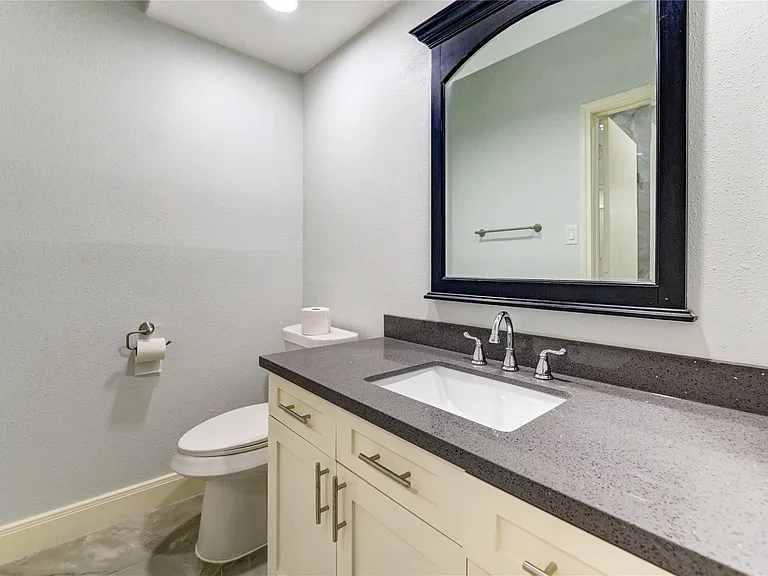 11711 Memorial Dr #534 — Photo 36