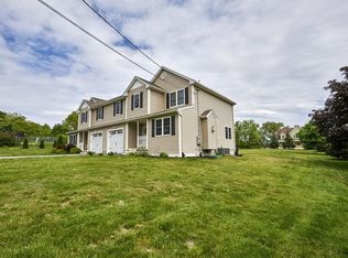 9 Middle Rd, Haverhill, MA 01830