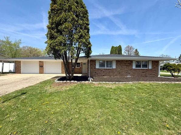 1357 Jeffrey Dr, Rantoul, IL 61866