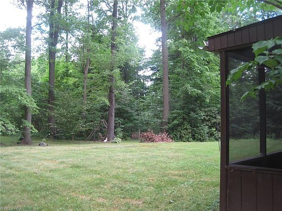 3rd image of 1633 Tanglewood Dr