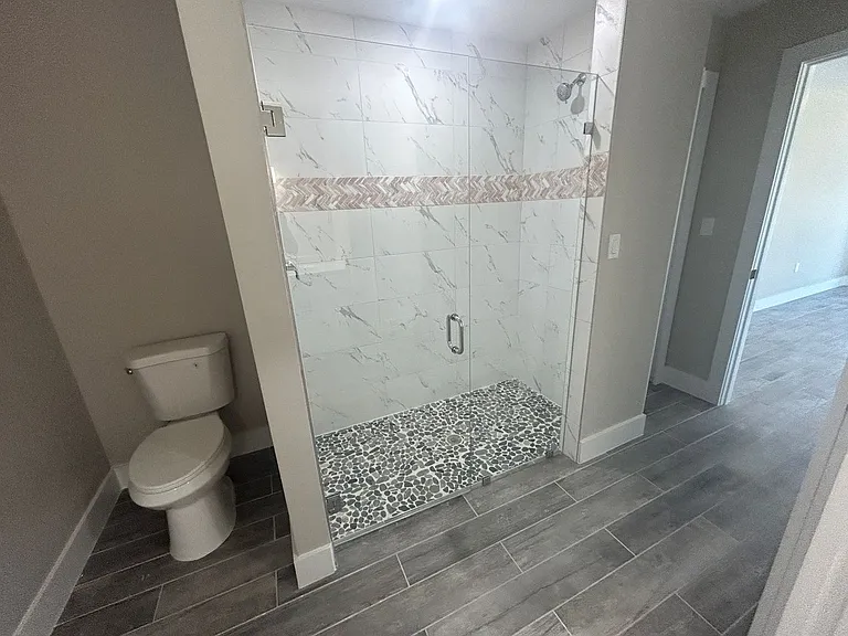 4004 NE 17th Ave — Photo 10