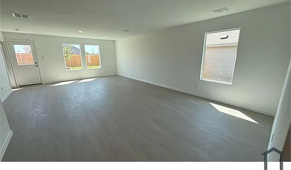 9820 Platteview Rd — Photo 14