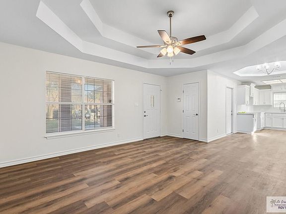 2nd image of 725 Washington Cir