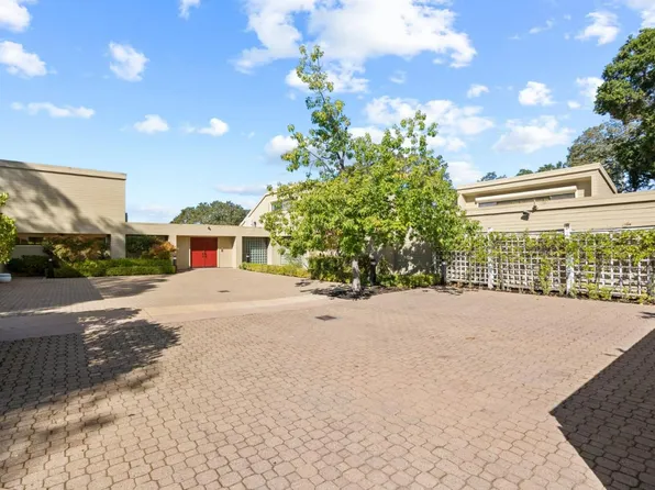 930 Laurel Glen Dr, Palo Alto, CA 94304