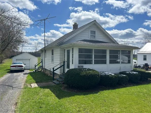 20805 Courtney Rd, Alliance, OH 44601