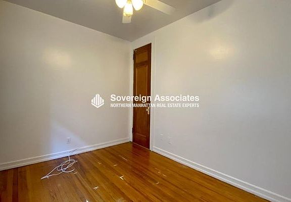 4th image of 4305 Broadway #33