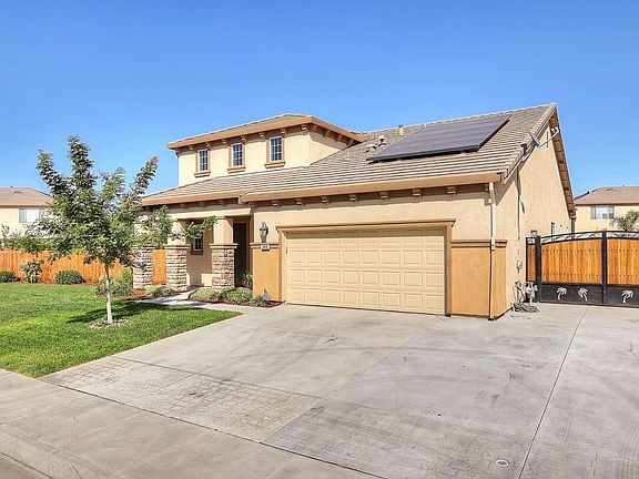 3rd image of 2450 Hollybrook Way
