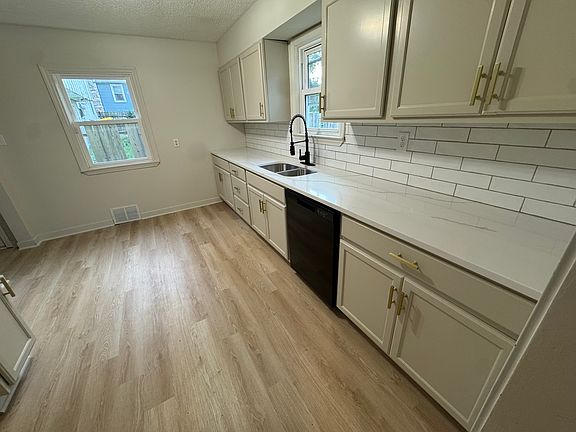 2nd image of 1428 E 77th Ter