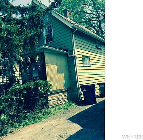 2nd image of 35 Coronada St